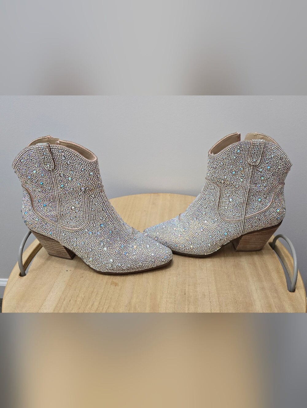 ARULA Embellished Crystal Western Ankle Boots - Size 7W - Picture 4 of 8
